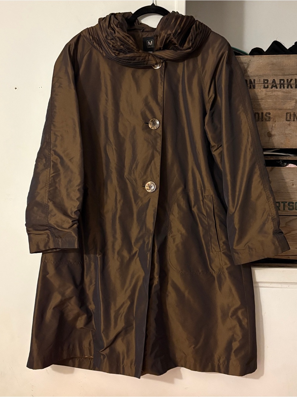 M Collection Bronze Iridescent Pleated Portrait Collar Swing Rain Coat Size Med